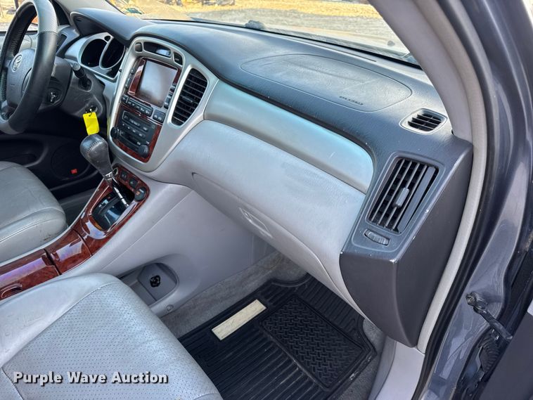 image for item DW6634 2006 Toyota Highlander Hybrid SUV