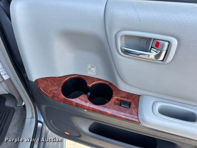 image for item DW6634 2006 Toyota Highlander Hybrid SUV