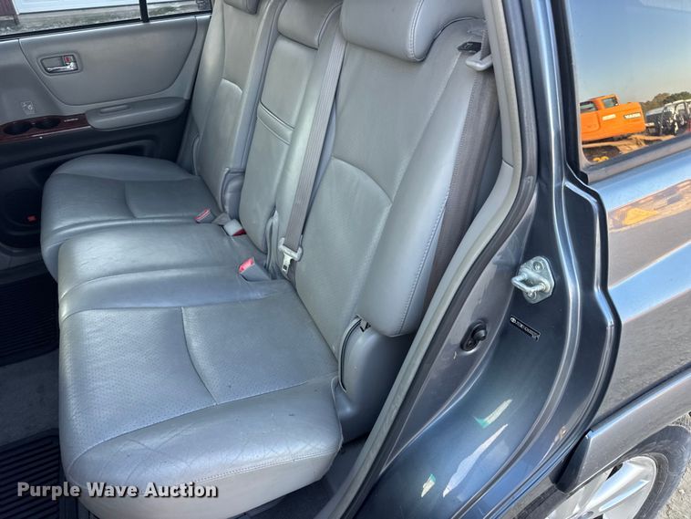 image for item DW6634 2006 Toyota Highlander Hybrid SUV