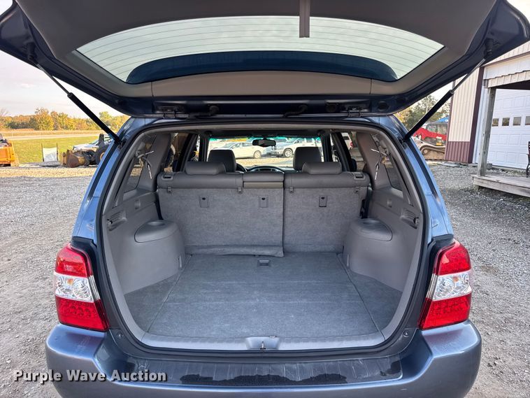 image for item DW6634 2006 Toyota Highlander Hybrid SUV