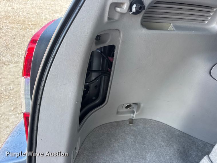 image for item DW6634 2006 Toyota Highlander Hybrid SUV