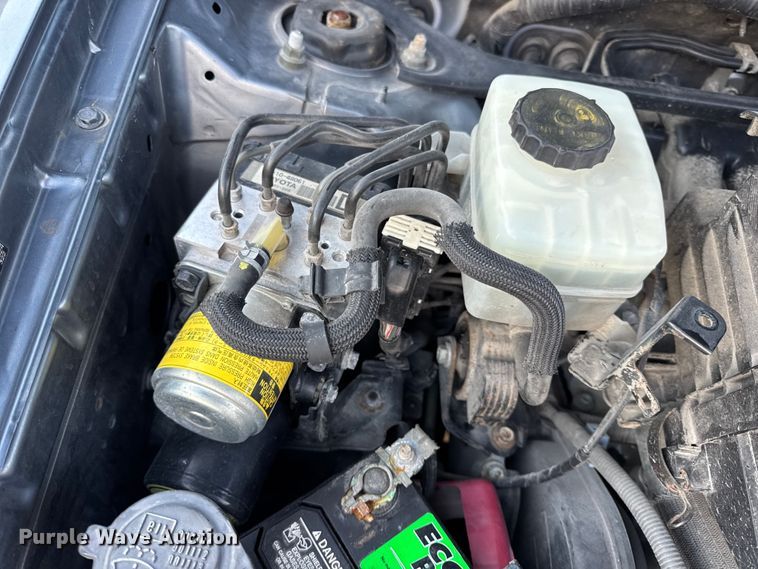 image for item DW6634 2006 Toyota Highlander Hybrid SUV