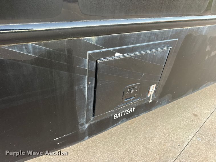 image for item DW6646 2015 International PC505 shuttle bus