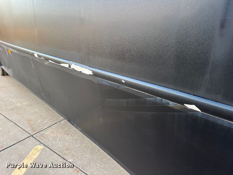 image for item DW6646 2015 International PC505 shuttle bus