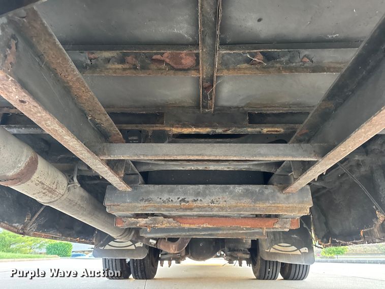 image for item DW6646 2015 International PC505 shuttle bus