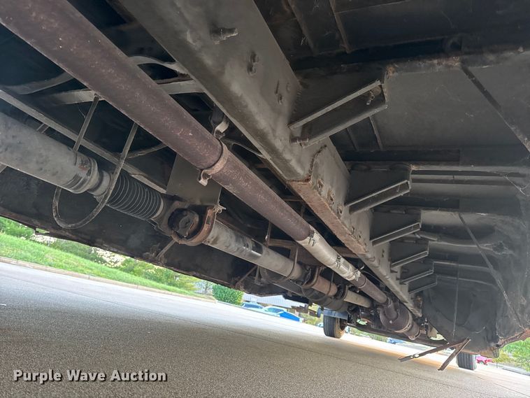 image for item DW6646 2015 International PC505 shuttle bus