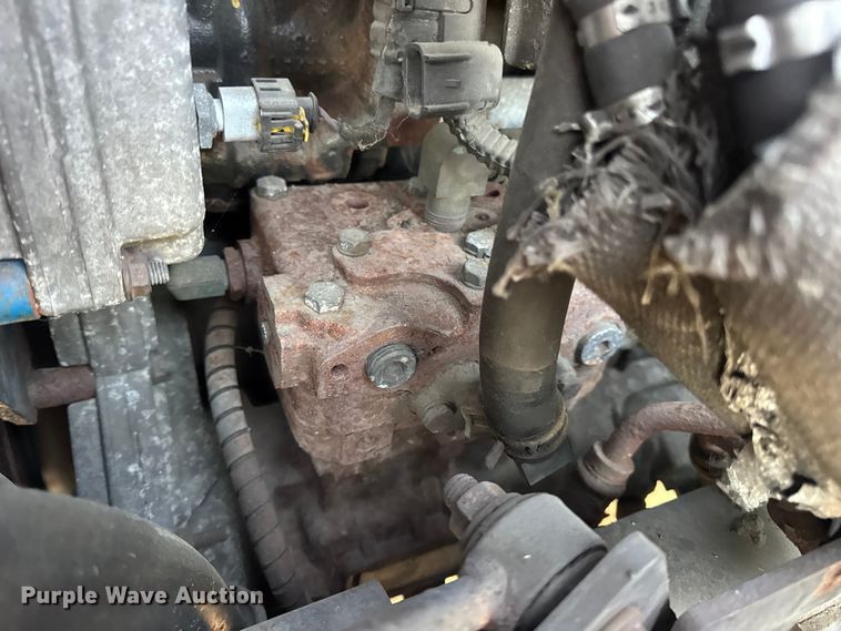 image for item DW6646 2015 International PC505 shuttle bus