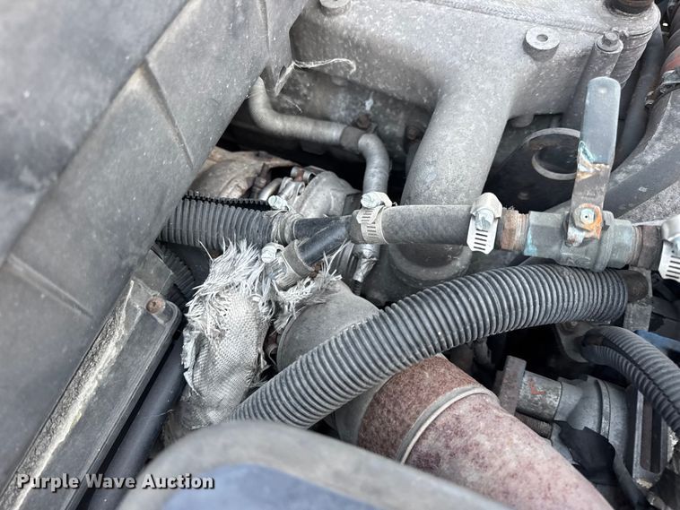 image for item DW6646 2015 International PC505 shuttle bus