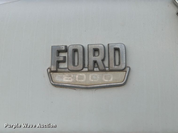 image for item DX5847 1978 Ford 8000 semi truck