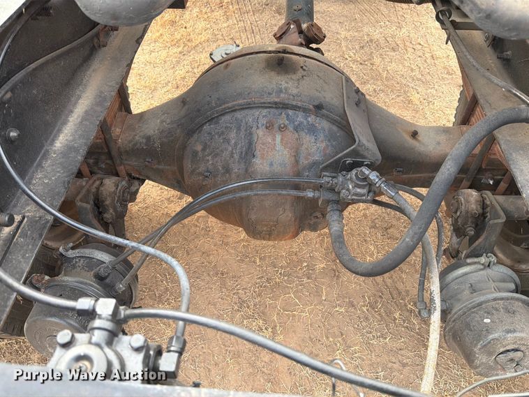 image for item DX5847 1978 Ford 8000 semi truck