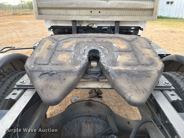 image for item DX5847 1978 Ford 8000 semi truck