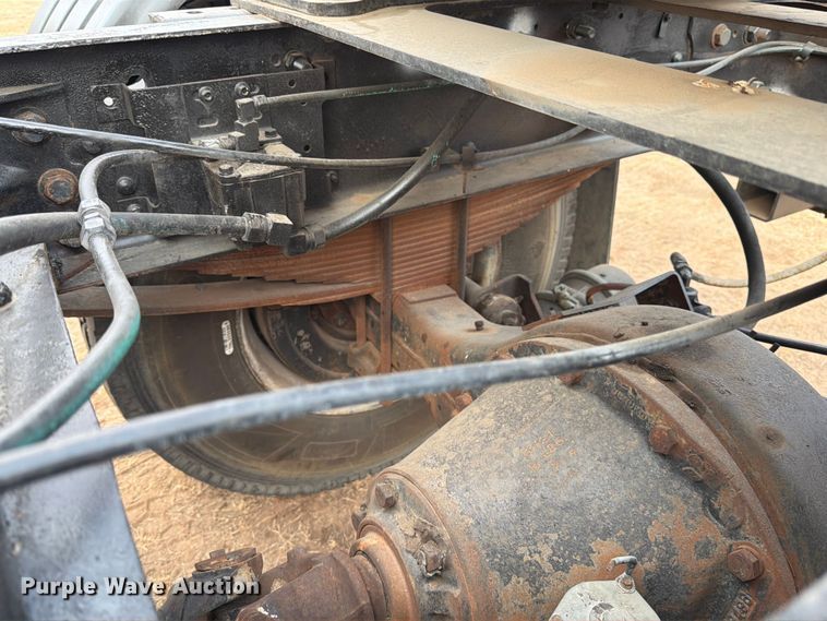 image for item DX5847 1978 Ford 8000 semi truck