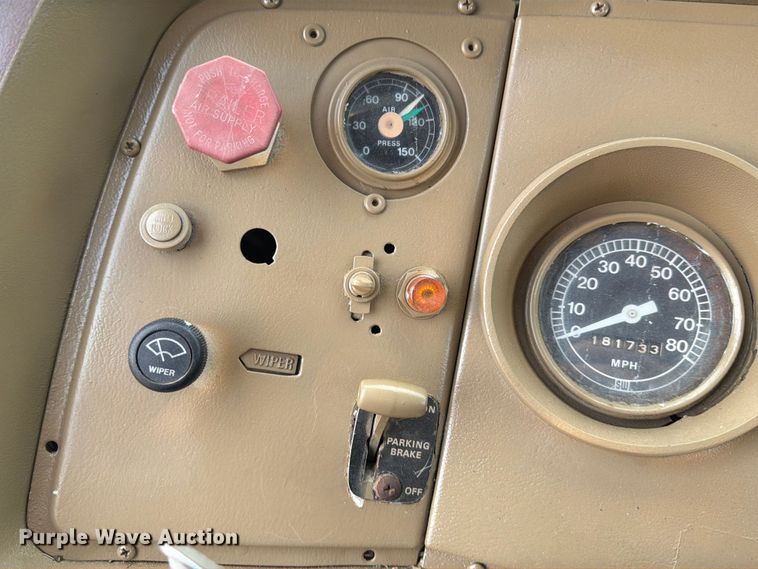 image for item DX5847 1978 Ford 8000 semi truck