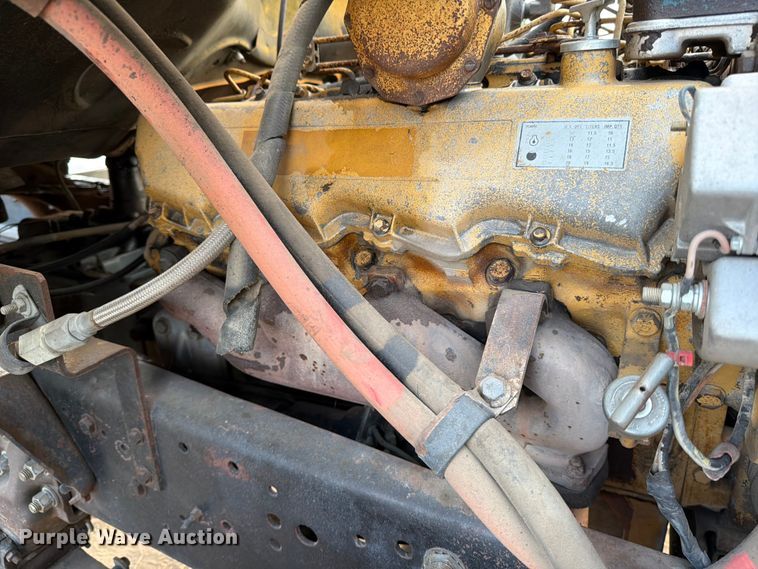 image for item DX5847 1978 Ford 8000 semi truck