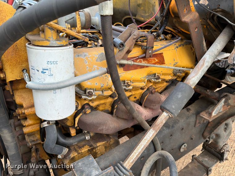 image for item DX5847 1978 Ford 8000 semi truck