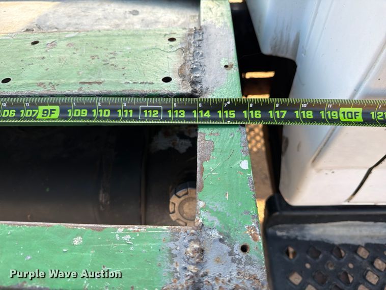 image for item DX5848 2003 Chevrolet C4500 flatbed truck