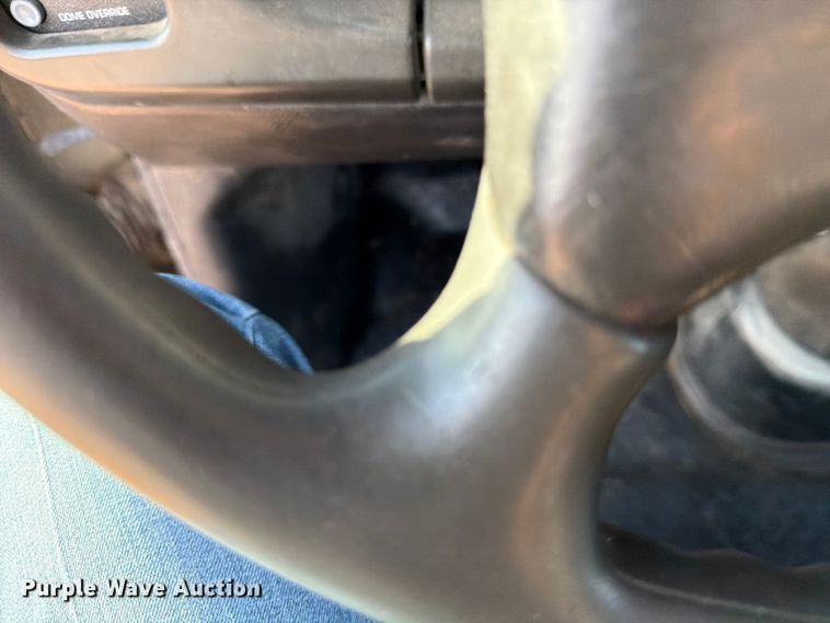 image for item DX5848 2003 Chevrolet C4500 flatbed truck