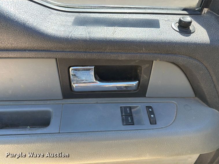 image for item DX5870 2014 Ford F150 pickup truck