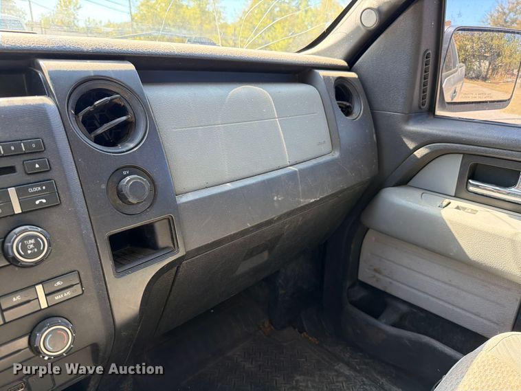 image for item DX5870 2014 Ford F150 pickup truck