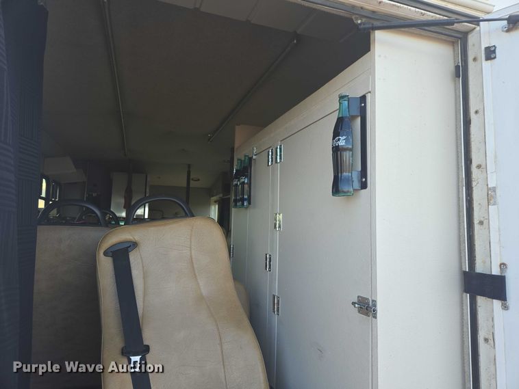 image for item DY1378 2008 Ford Starcraft shuttle bus