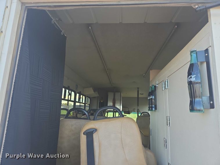 image for item DY1378 2008 Ford Starcraft shuttle bus