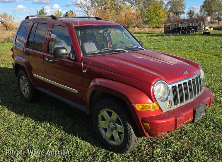 image for item DY1426 2005 Jeep Liberty SUV