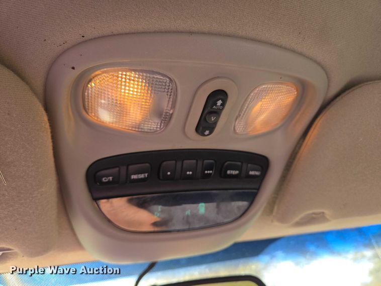 image for item DY1426 2005 Jeep Liberty SUV