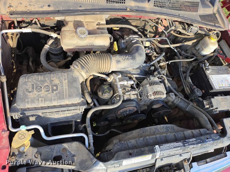 image for item DY1426 2005 Jeep Liberty SUV