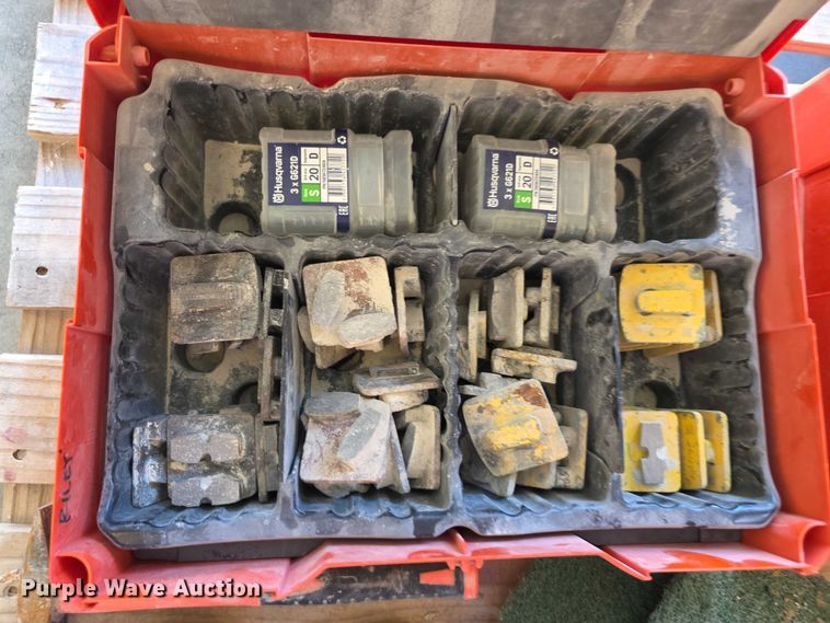 image for item DZ6459 Floor polishing equipment