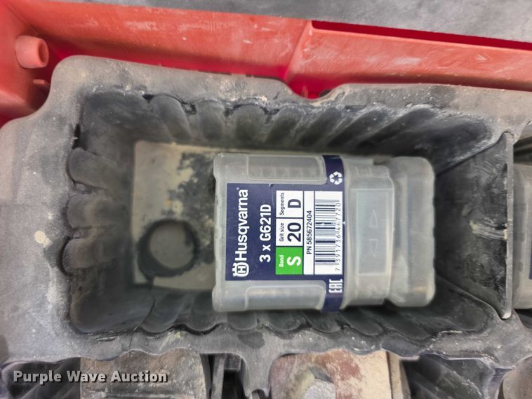 image for item DZ6459 Floor polishing equipment