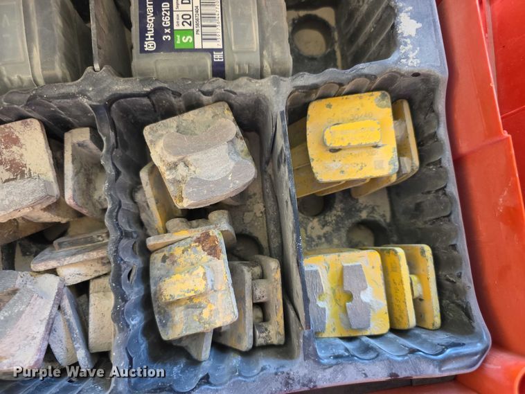 image for item DZ6459 Floor polishing equipment