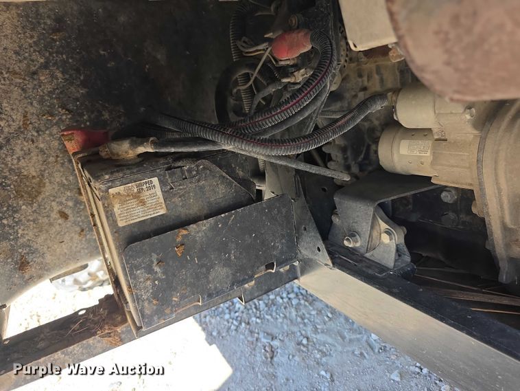 image for item DZ6460 2011 Bobcat 3400 utility vehicle