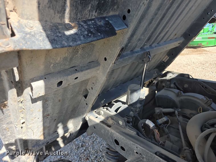 image for item DZ6461 2013 John Deere 855D Gator utility vehicle