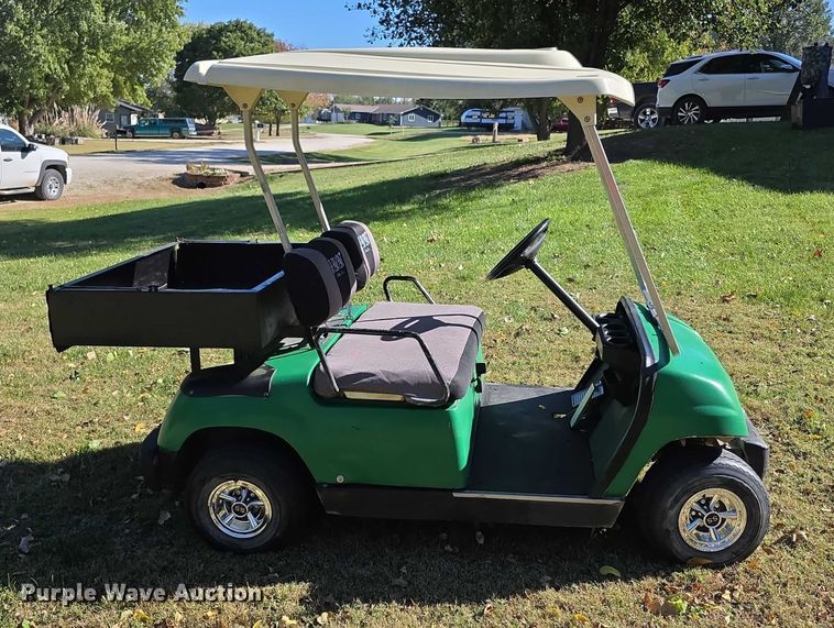 image for item DZ6463 2002 Yamaha N432 golf cart