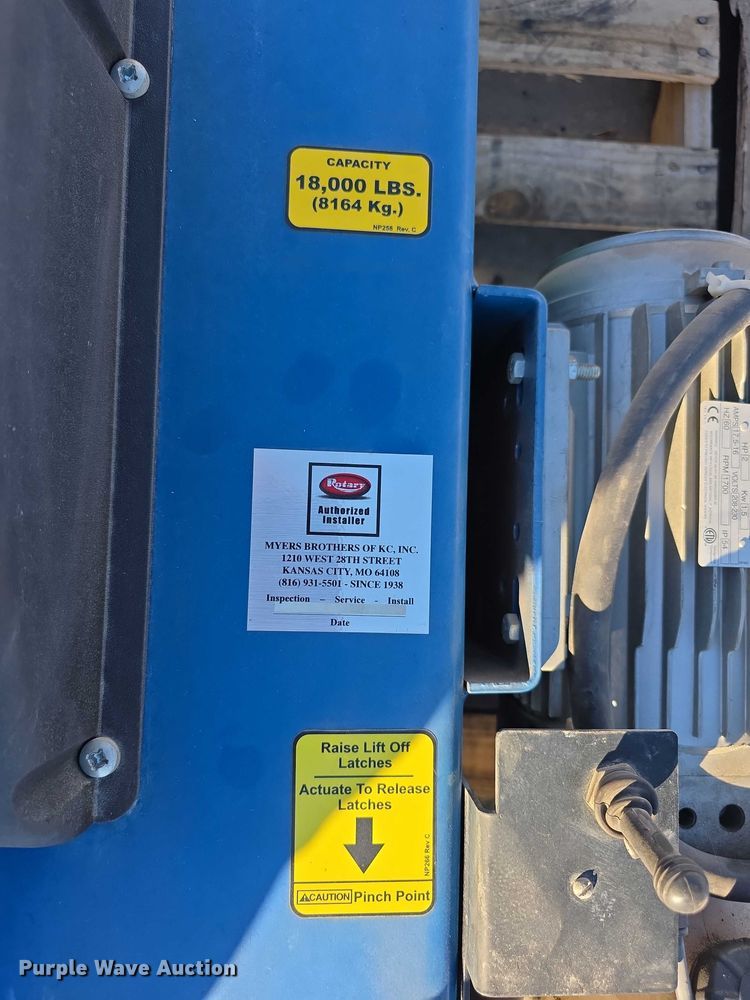 image for item DZ6464 2011 Rotary Lift SP018N310 two post automotive lift