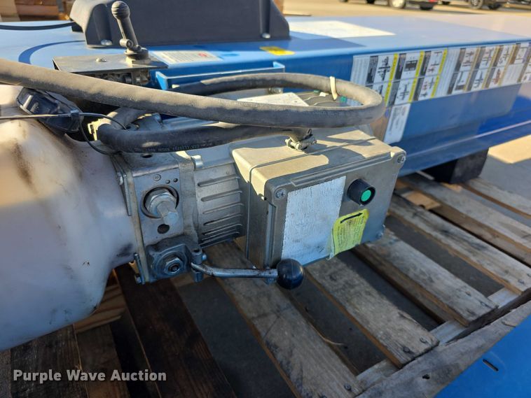 image for item DZ6464 2011 Rotary Lift SP018N310 two post automotive lift