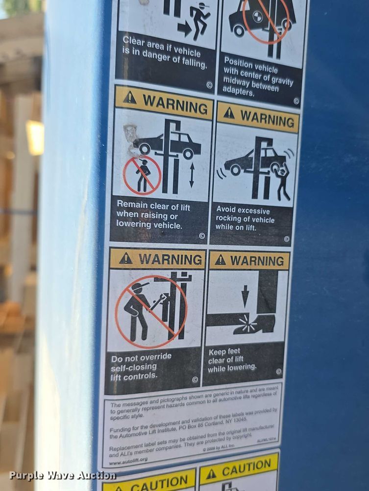 image for item DZ6464 2011 Rotary Lift SP018N310 two post automotive lift