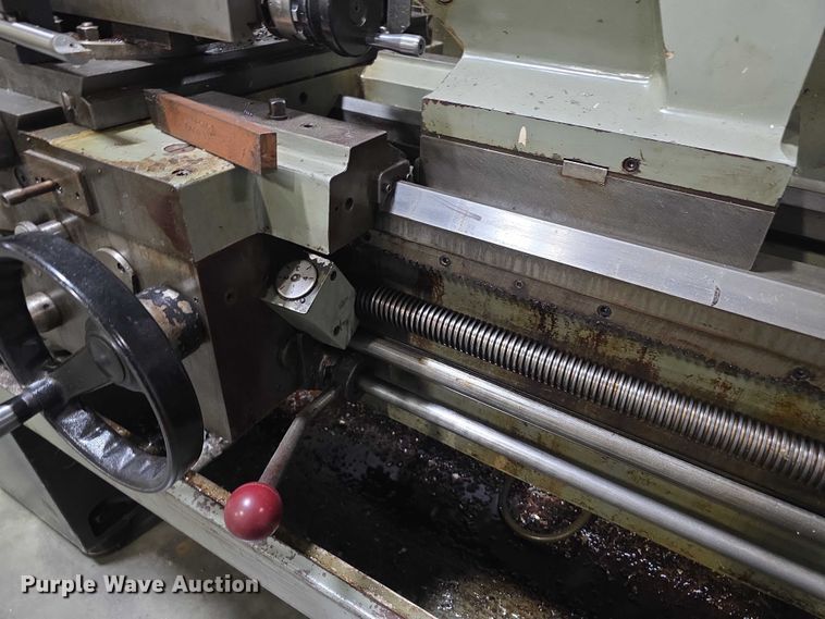 image for item DZ6465 Clausing  Colchester metal lathe