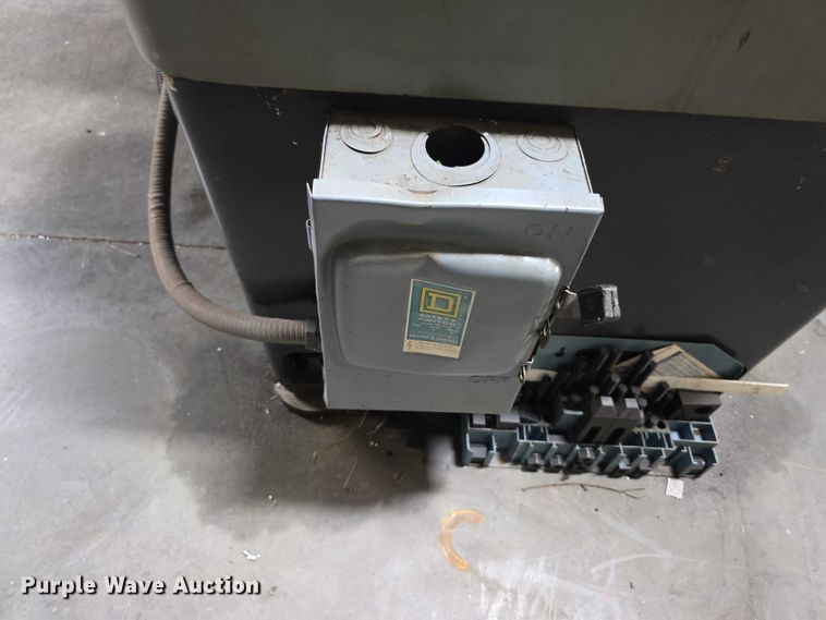 image for item DZ6465 Clausing  Colchester metal lathe