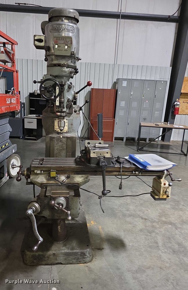 image for item DZ6466 Bridgeport Series I  milling machine