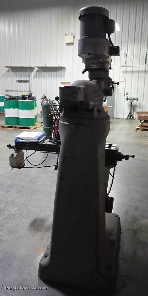 image for item DZ6466 Bridgeport Series I  milling machine