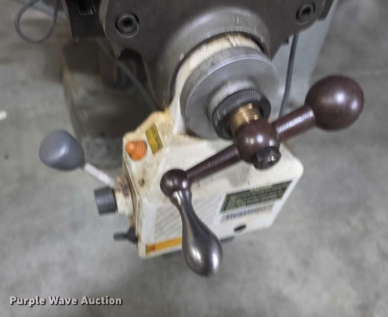 image for item DZ6466 Bridgeport Series I  milling machine