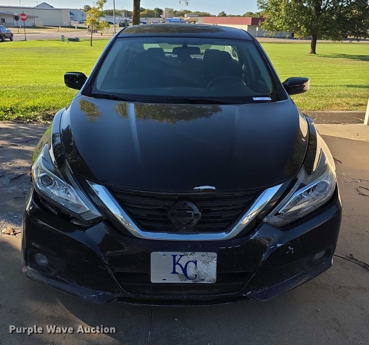 image for item DZ6468 2017 Nissan Altima 