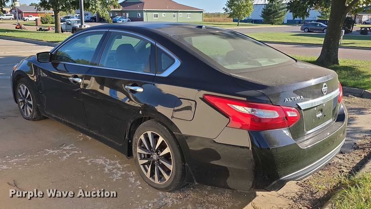 image for item DZ6468 2017 Nissan Altima 