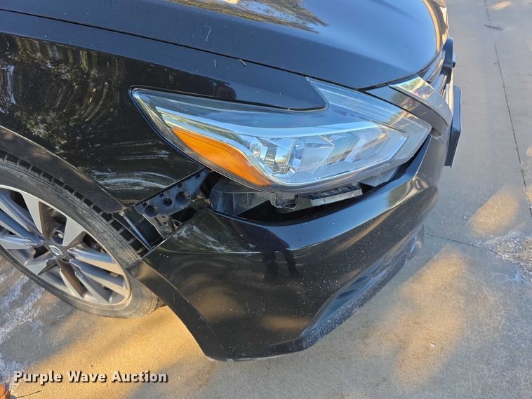 image for item DZ6468 2017 Nissan Altima 