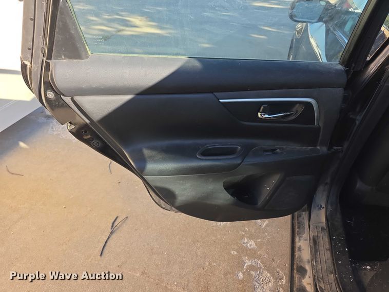 image for item DZ6468 2017 Nissan Altima 