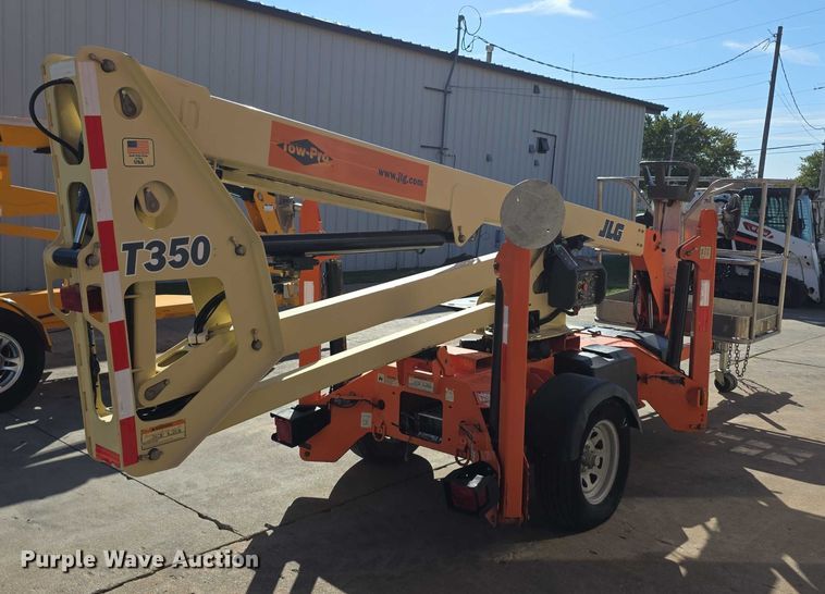 image for item DZ6471 2007 JLG T350 boom lift