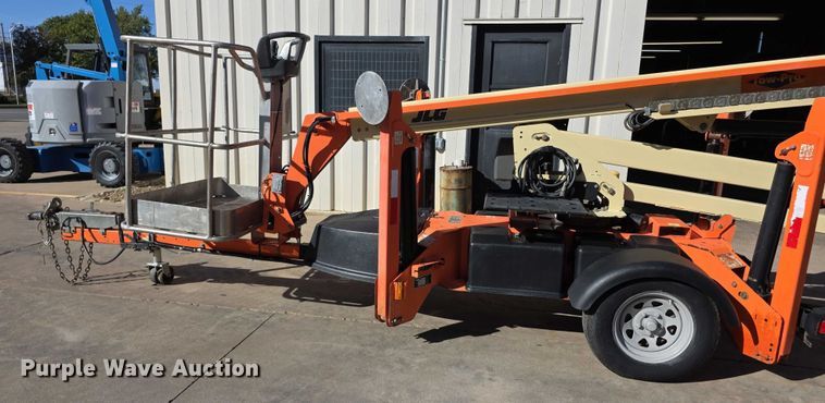 image for item DZ6471 2007 JLG T350 boom lift