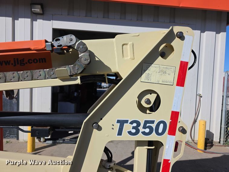 image for item DZ6471 2007 JLG T350 boom lift