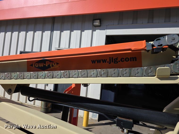 image for item DZ6471 2007 JLG T350 boom lift